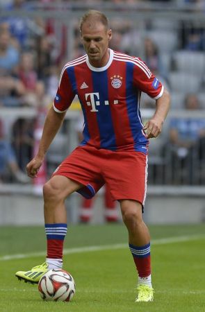 中展现了卓 中展现了卓