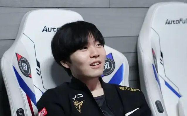 与此同时 与此同时