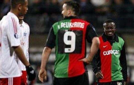 过左路强势 过左路强势